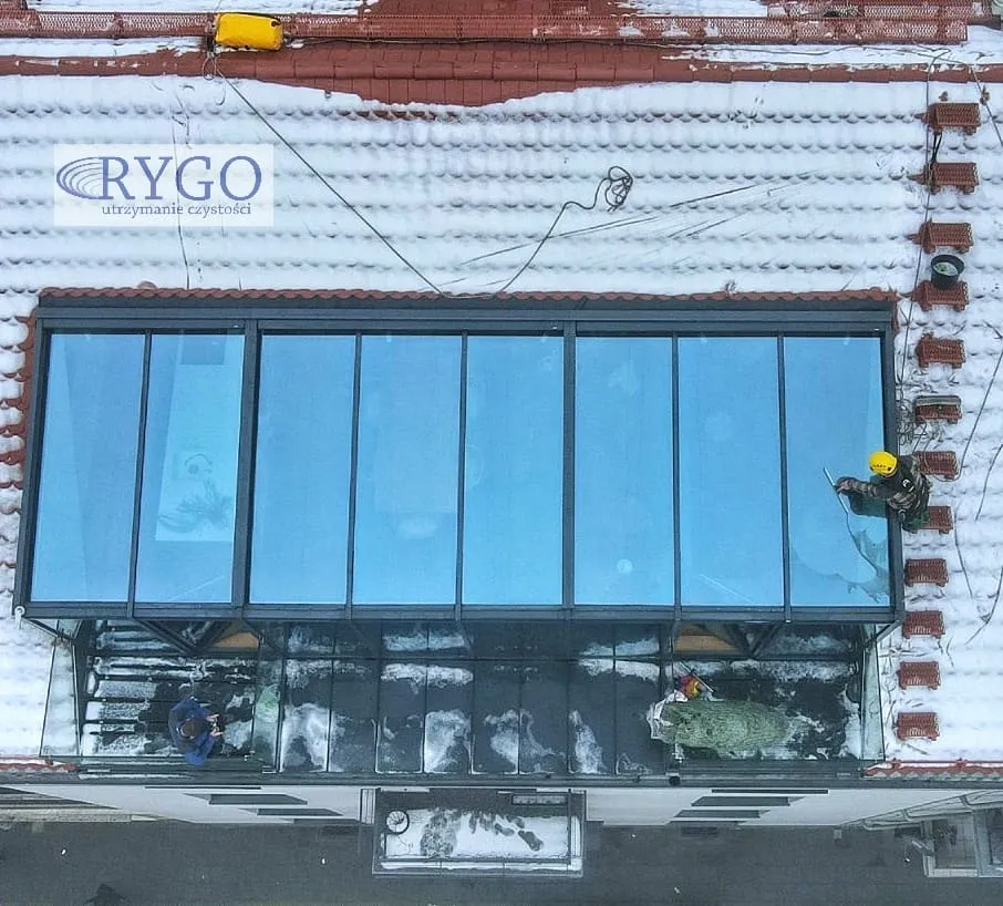 Mycie okien RYGO Poznań - Myjemy okna nawet zimą